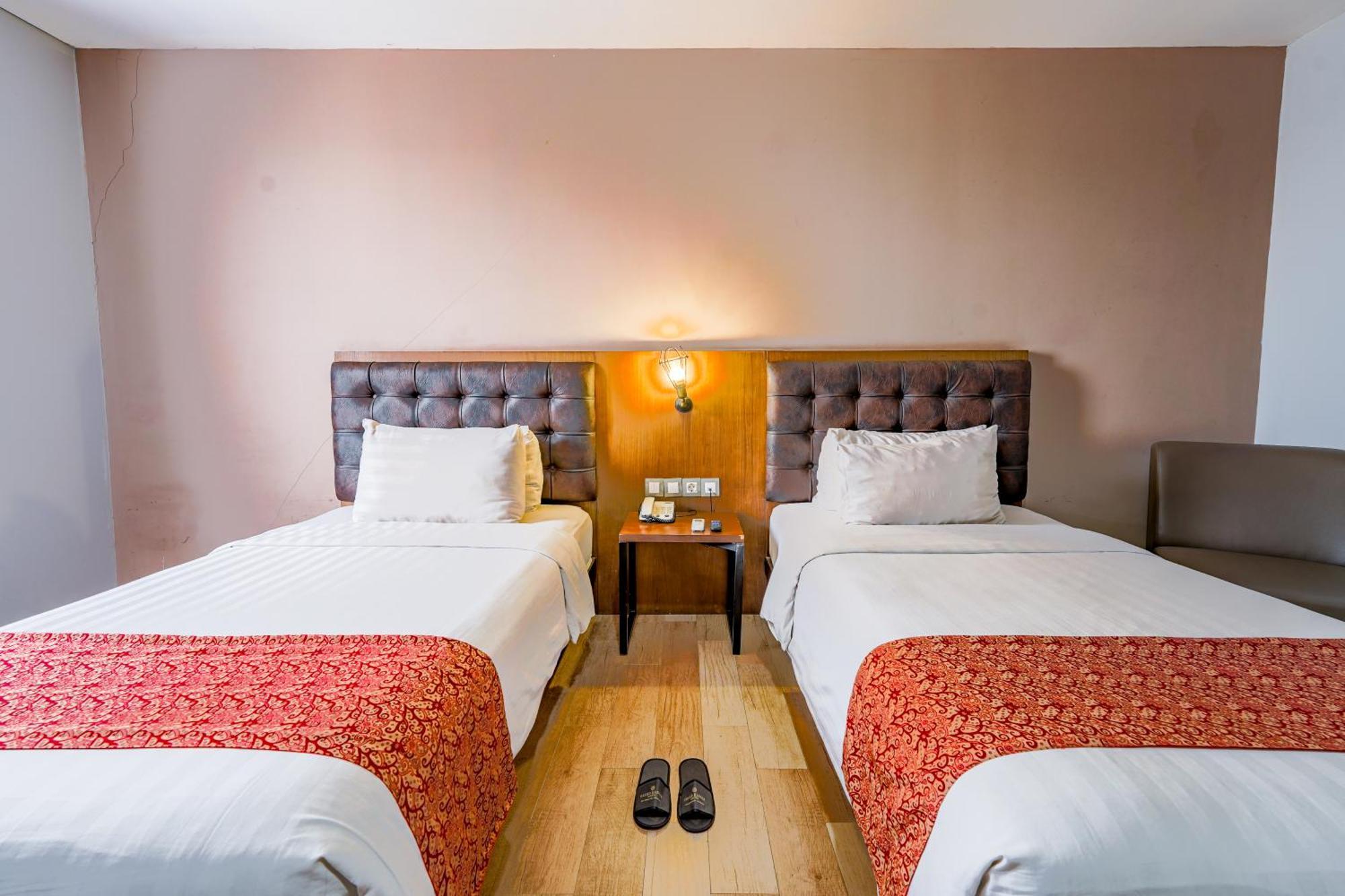 Grand Kangen Hotel Urip Sumoharjo Джокьякарта Экстерьер фото